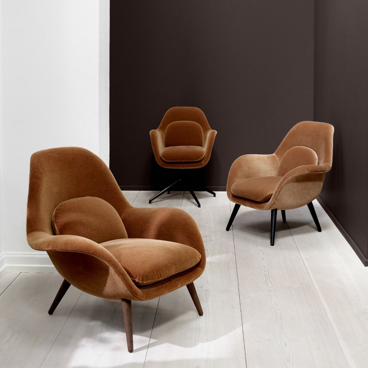 The Fredericia Swoon Lounge Chair – LAVETSI The Fredericia Swoon Lounge Chair – LAVETSI